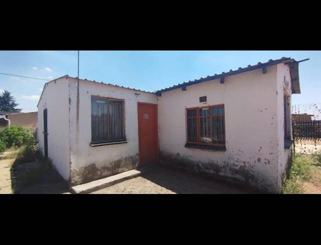 2 BEDROOM HOUSE FOR SALE IN DAVEYTON CENTRAL